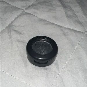 MAC Single Eyeshadow - Say it isn’t so dazzleshadow